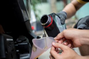 tai-sao-phu-tung-xe-may-tang-gia-gan-tet-bi-quyet-mua-dung-gia